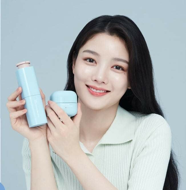 Best Korean Moisturizers for Dry, Oily, & Acne-Prone Skin