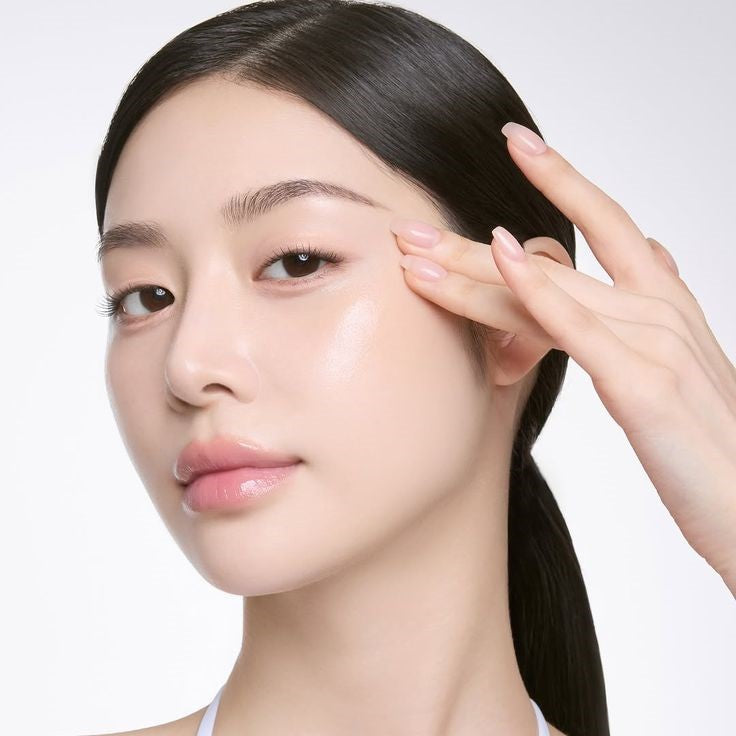 The Best Korean Oil Cleansers for Dry, Oily & Acne-Prone Skin